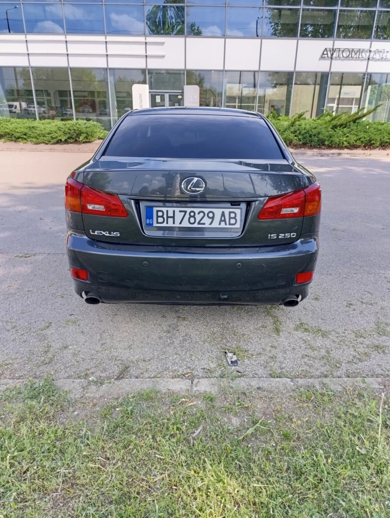Lexus IS 250 Sport, снимка 4 - Автомобили и джипове - 53157897