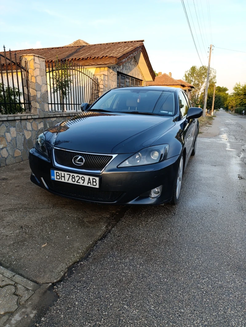 Lexus IS 250 Sport, снимка 3 - Автомобили и джипове - 52817942