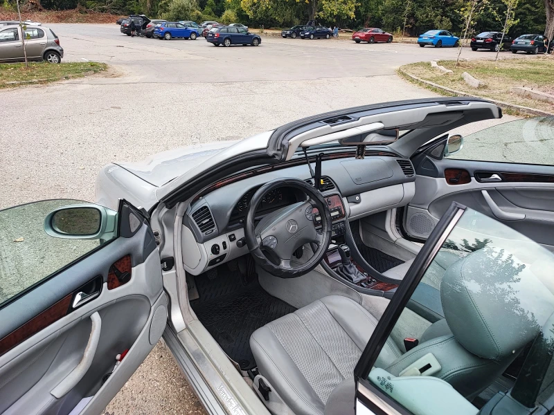 Mercedes-Benz CLK Газов Инжекцион, снимка 12 - Автомобили и джипове - 52275507