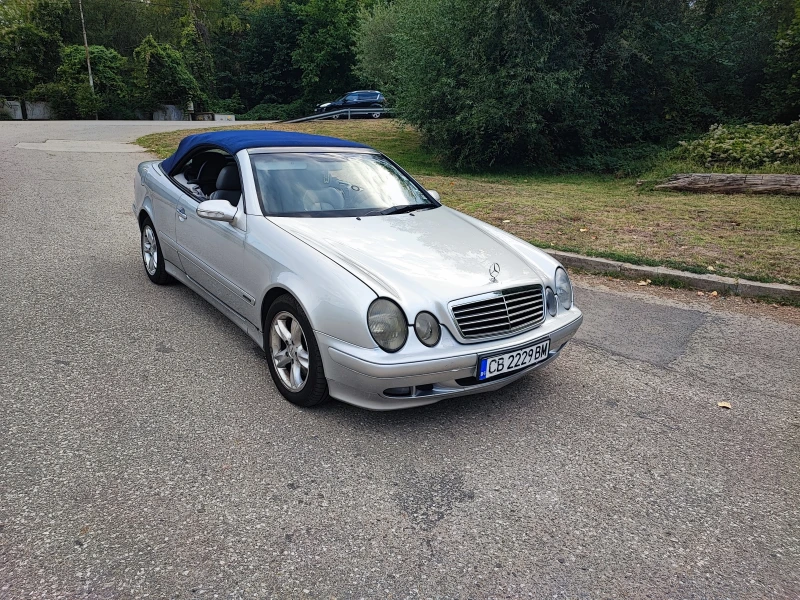 Mercedes-Benz CLK Газов Инжекцион, снимка 8 - Автомобили и джипове - 52275507