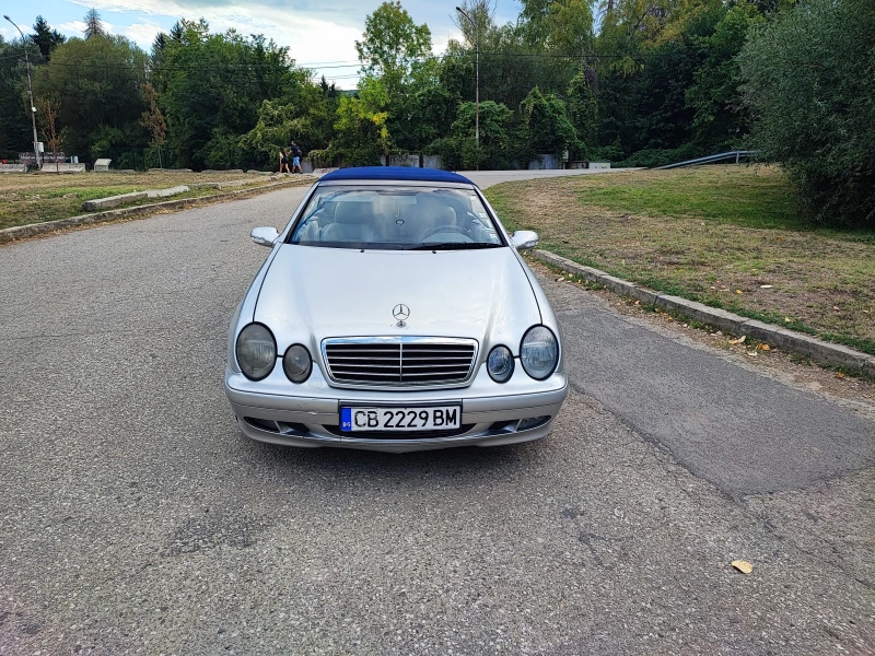 Mercedes-Benz CLK Газов Инжекцион, снимка 9 - Автомобили и джипове - 52275507