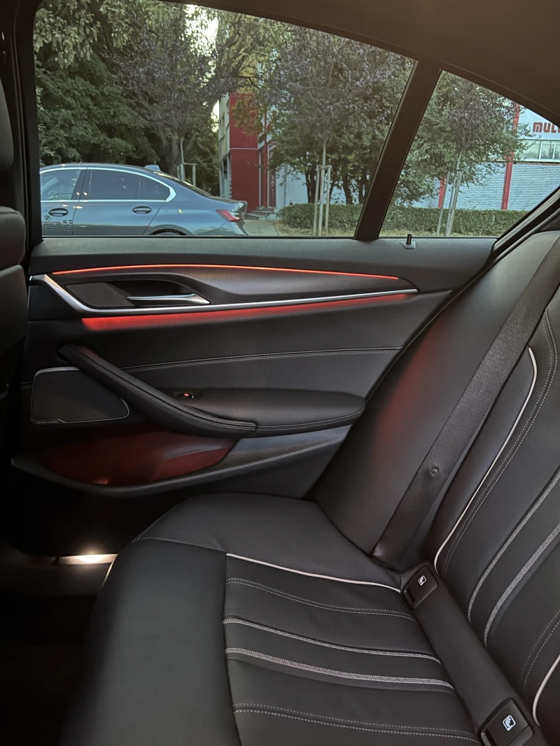 BMW 545 e xDrive M-Sport, снимка 9 - Автомобили и джипове - 52032028