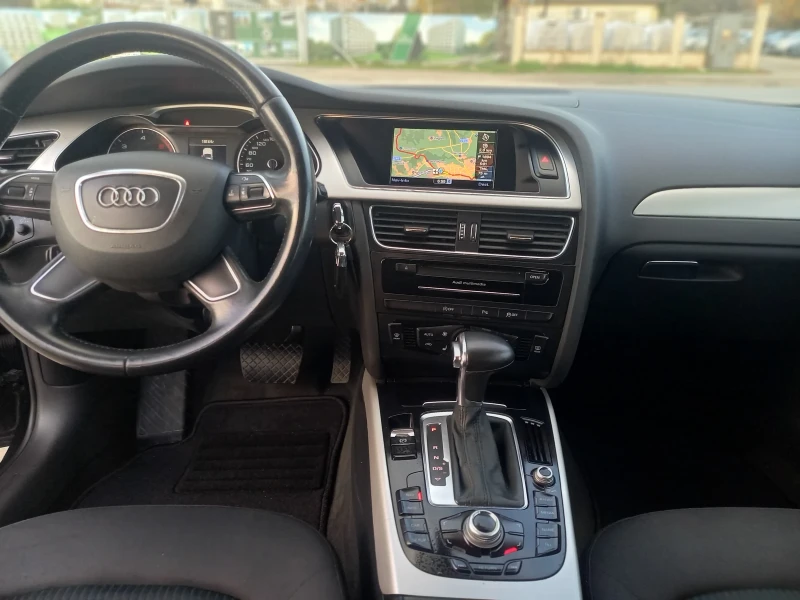 Audi A4 2.0tdi AUT LED, снимка 8 - Автомобили и джипове - 52539772