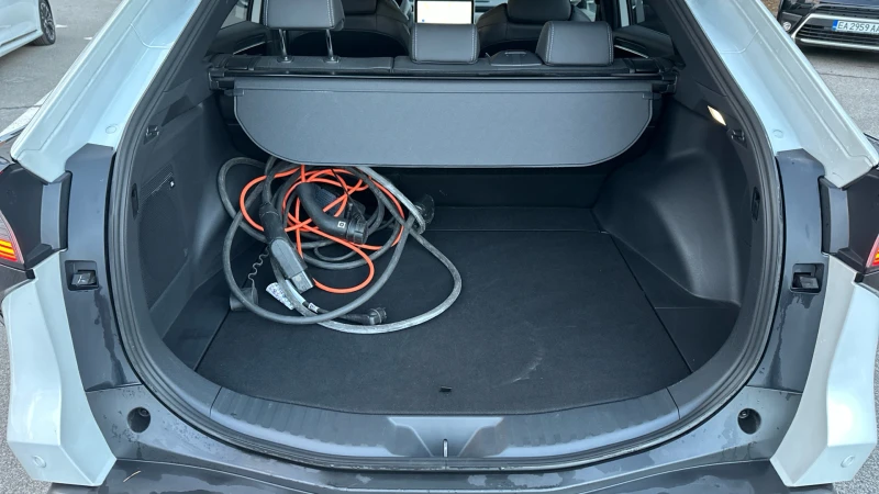 Toyota bZ4X AWD Luxury , снимка 10 - Автомобили и джипове - 52547278