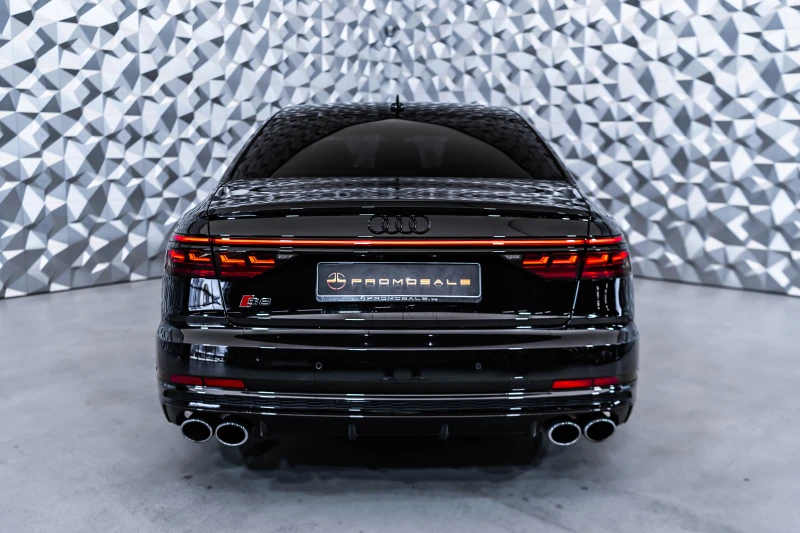 Audi S8 quattro* B&O* 360* TV, снимка 5 - Автомобили и джипове - 53164528