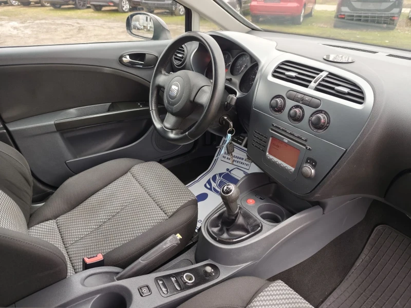 Seat Leon 1.4i клима, снимка 12 - Автомобили и джипове - 53462042