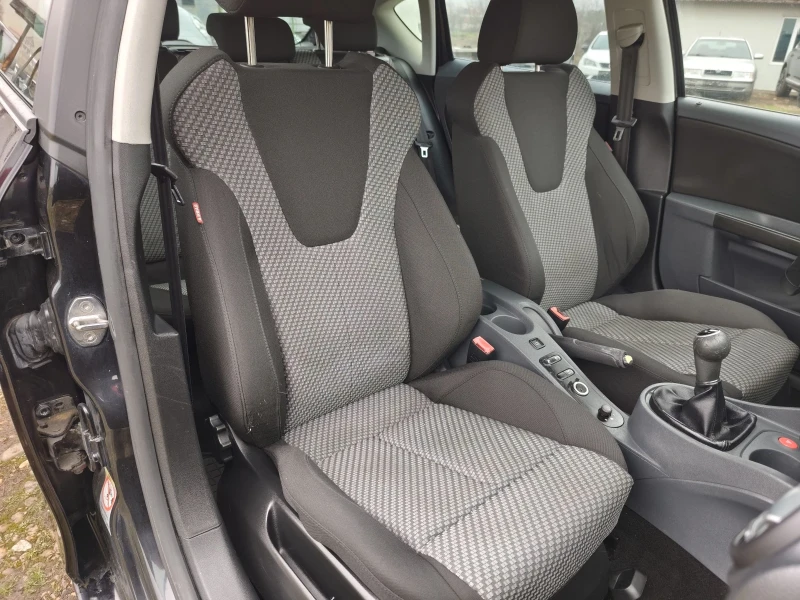 Seat Leon 1.4i клима, снимка 15 - Автомобили и джипове - 53462042