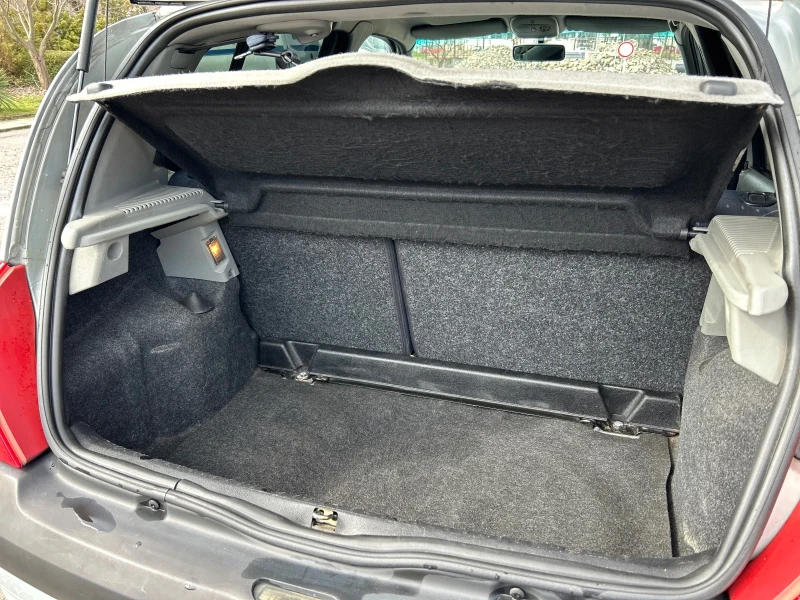 Renault Clio, снимка 9 - Автомобили и джипове - 53580472