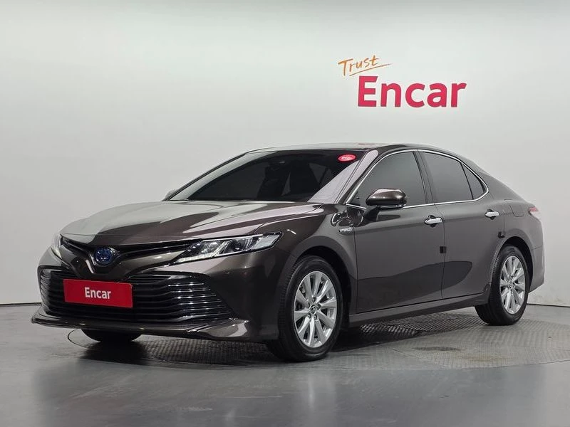Toyota Camry 2.5 LE Hybrid| 208к.с.| ВКЛ.ТЕХНОТЕСТ