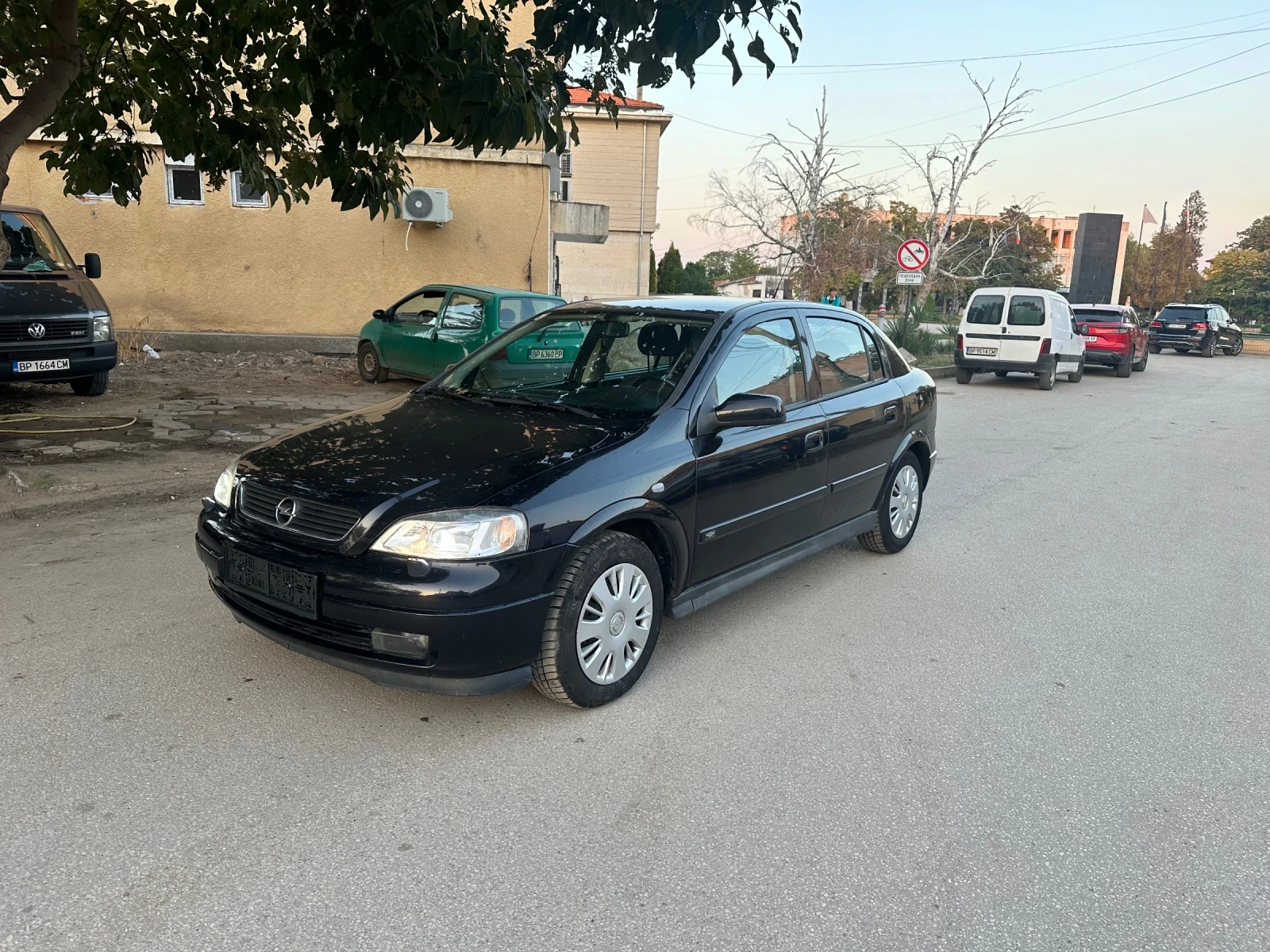 Opel Astra 1.6 I - [1] 