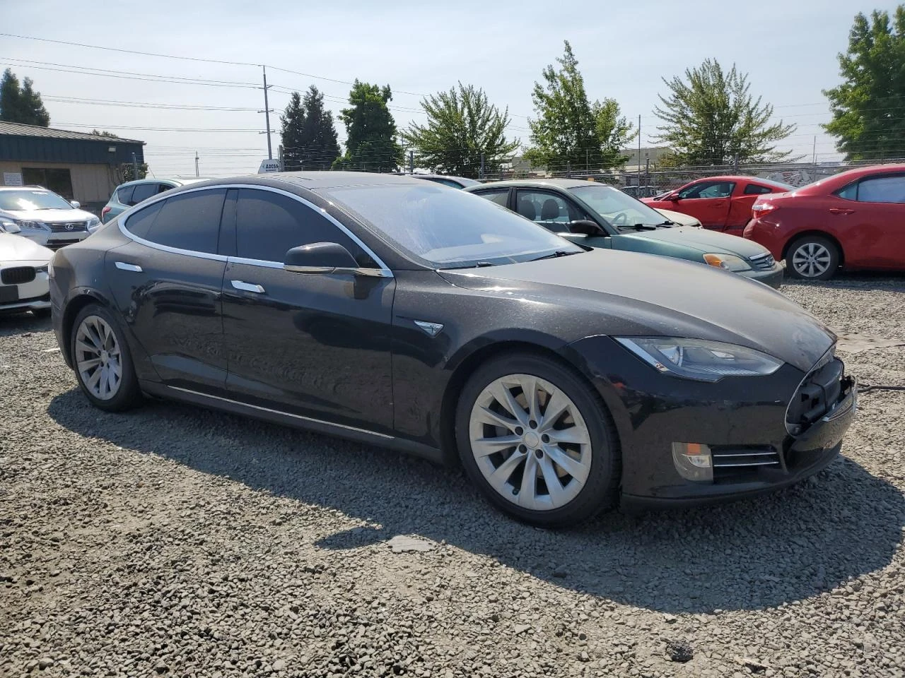 Tesla Model S  - изображение 4