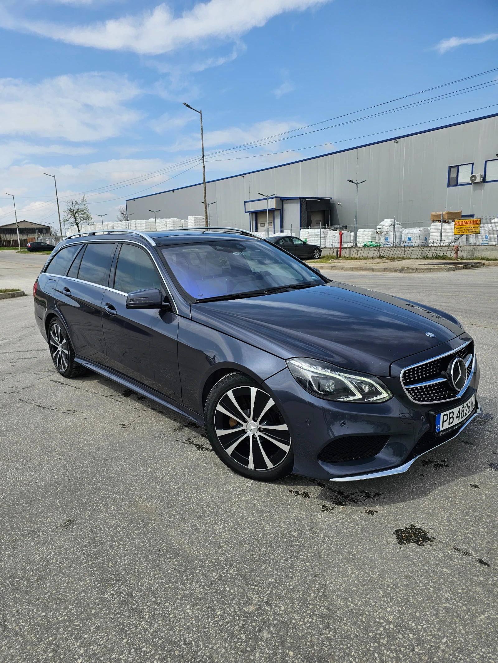 Mercedes-Benz E 350 AMG 9G .faiclift дистроник пано. - изображение 4