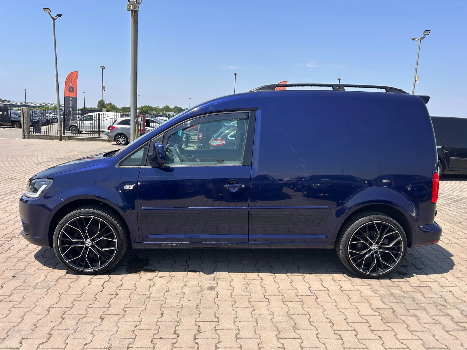 VW Caddy 1.6TDI AVTOMAT/NAVI EURO 5 - изображение 9