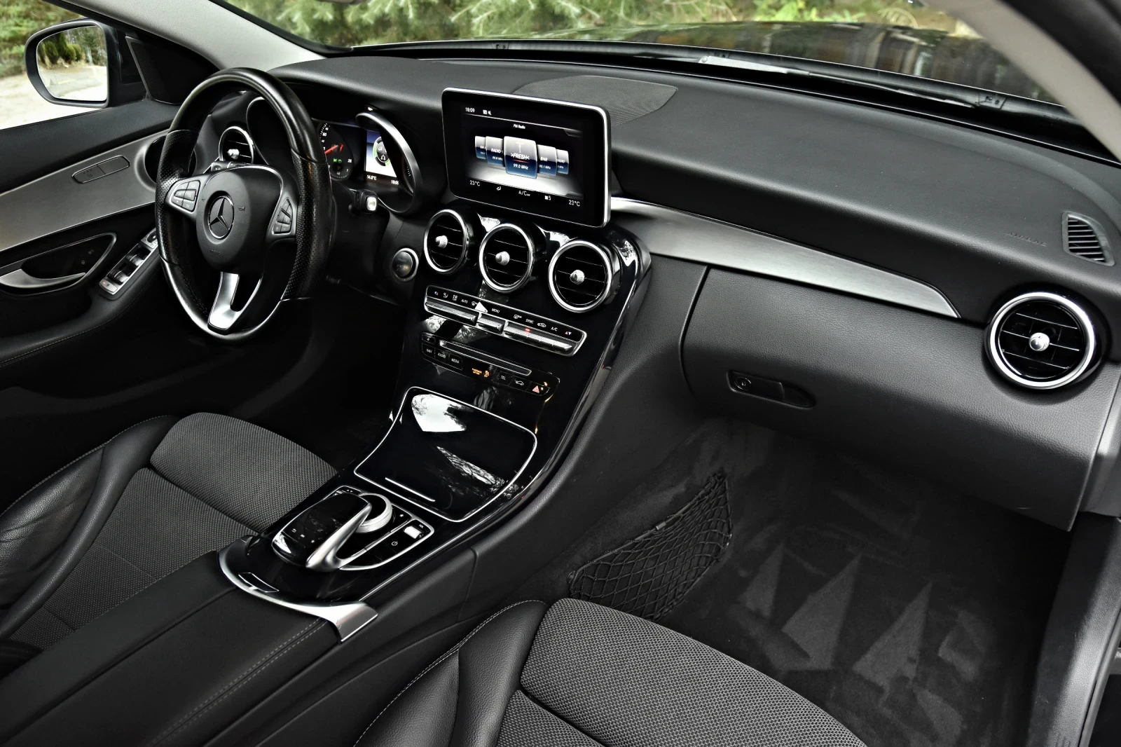 Mercedes-Benz C 220 d * NAVI* LED* BSA* KEYLESS* CAMERA | Mobile.bg � ����������� 14