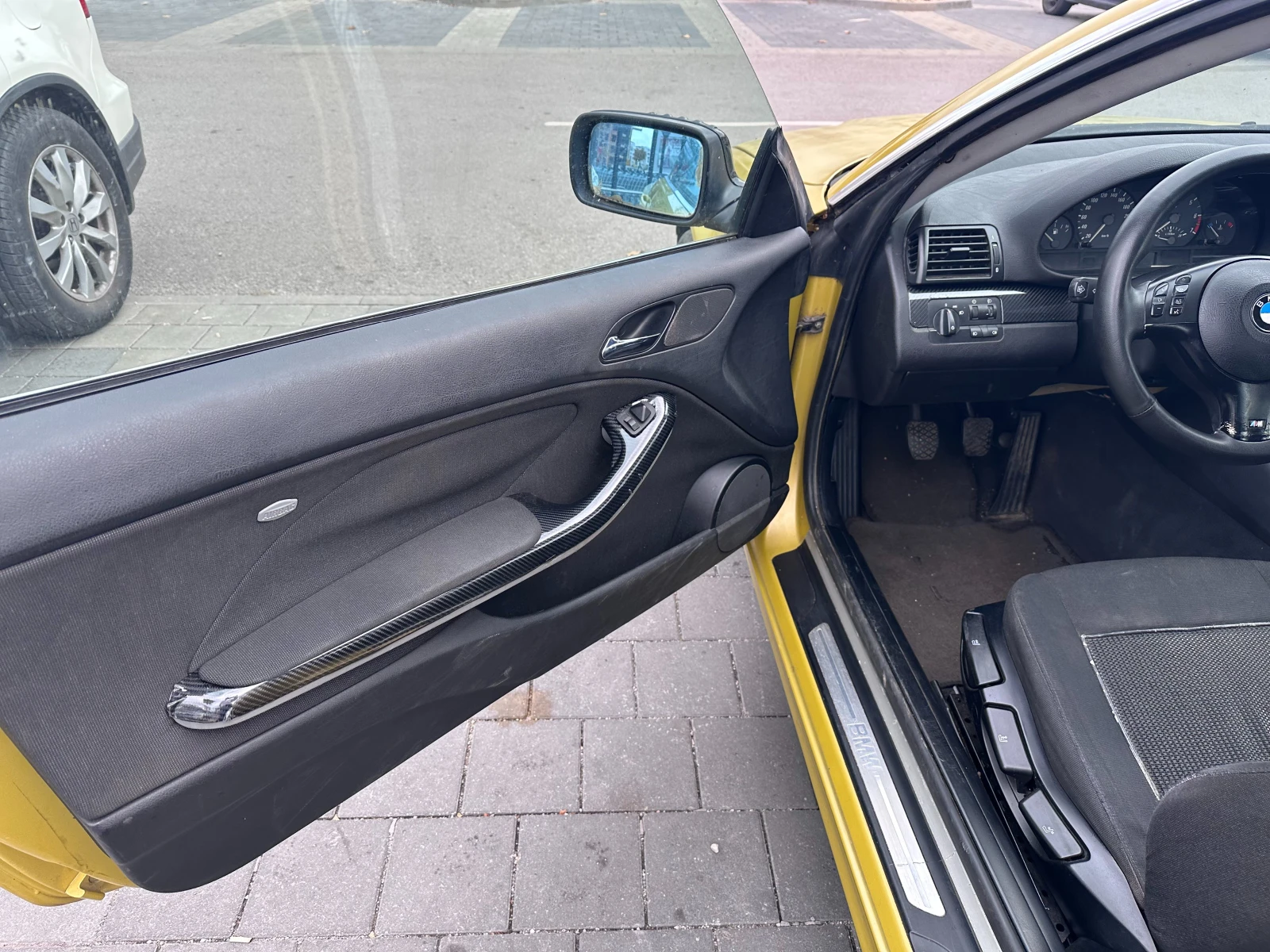 BMW 323  - изображение 8