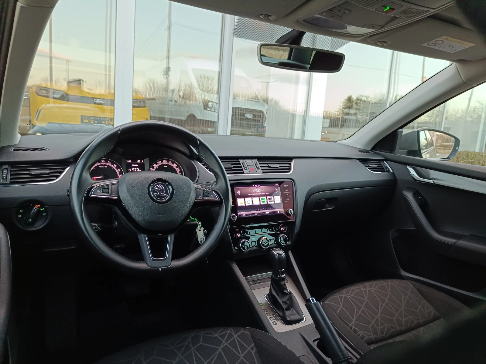 Skoda Octavia 2.0 TDI | 4x4 | DSG | Mobile.bg � ����������� 12