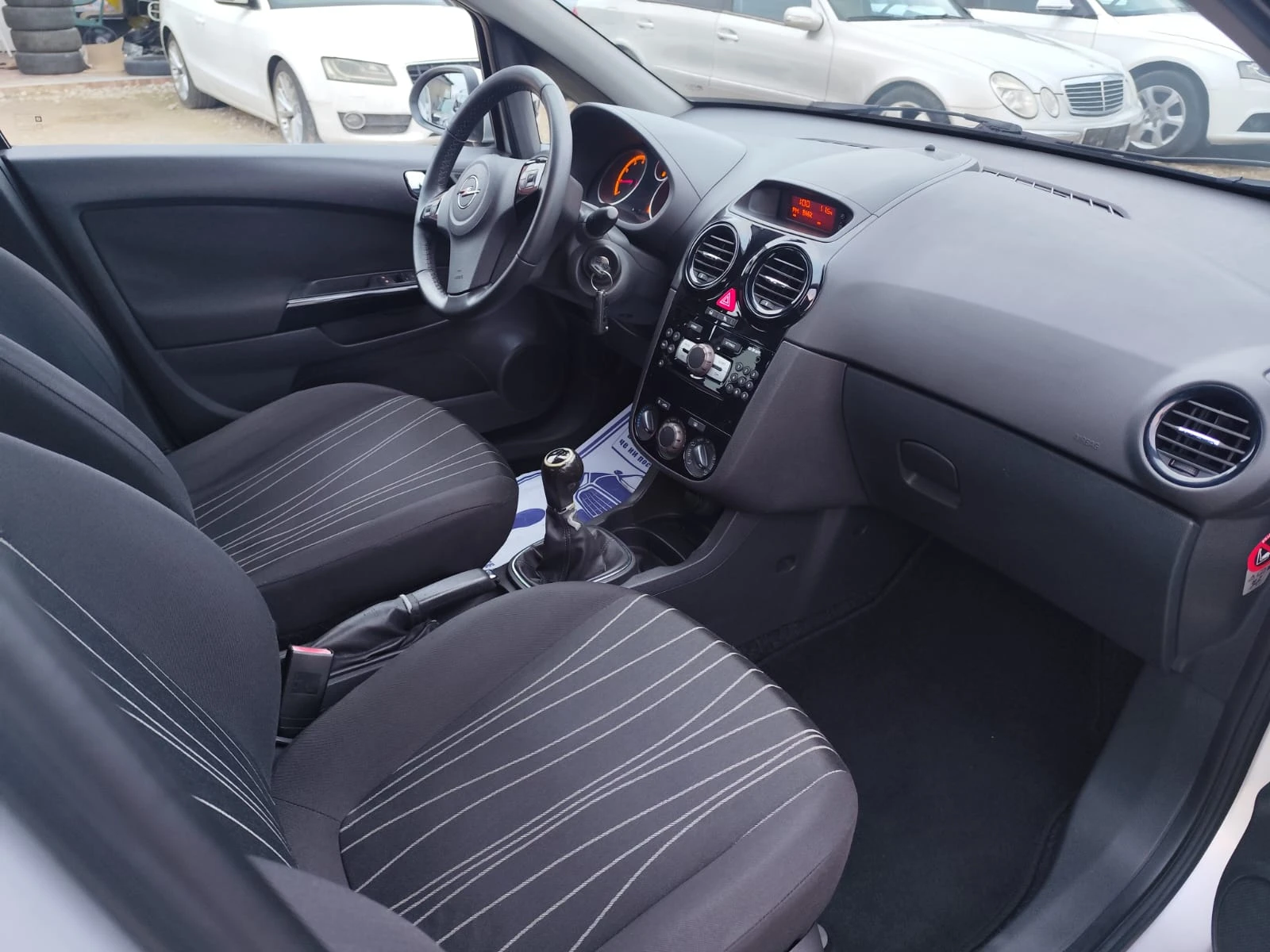 Opel Corsa 1.2 ������ ��� ������ | Mobile.bg � ����������� 12