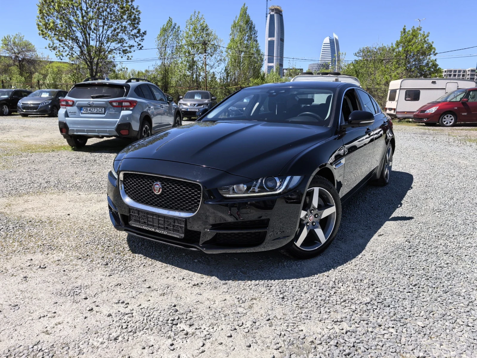 Jaguar XE 2.0d 180к.с 4х4 Facelift!!! Изключителна!!! 