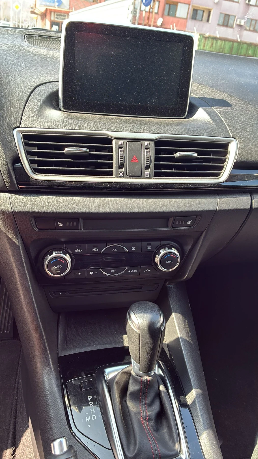 Mazda 3, снимка 8 - Автомобили и джипове - 53841798