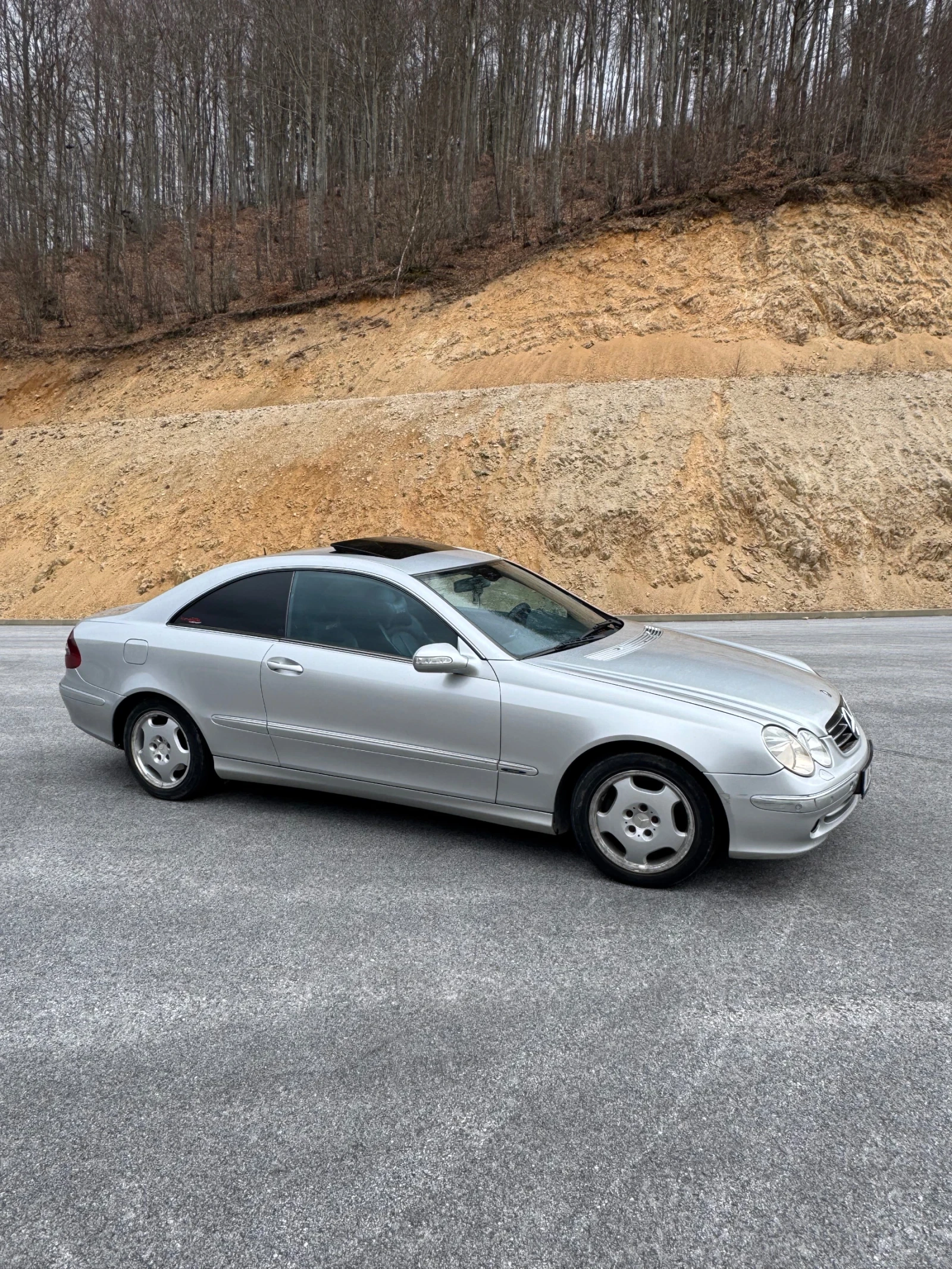 Mercedes-Benz CLK 270cdi avantgarde, снимка 4 - Автомобили и джипове - 53940610