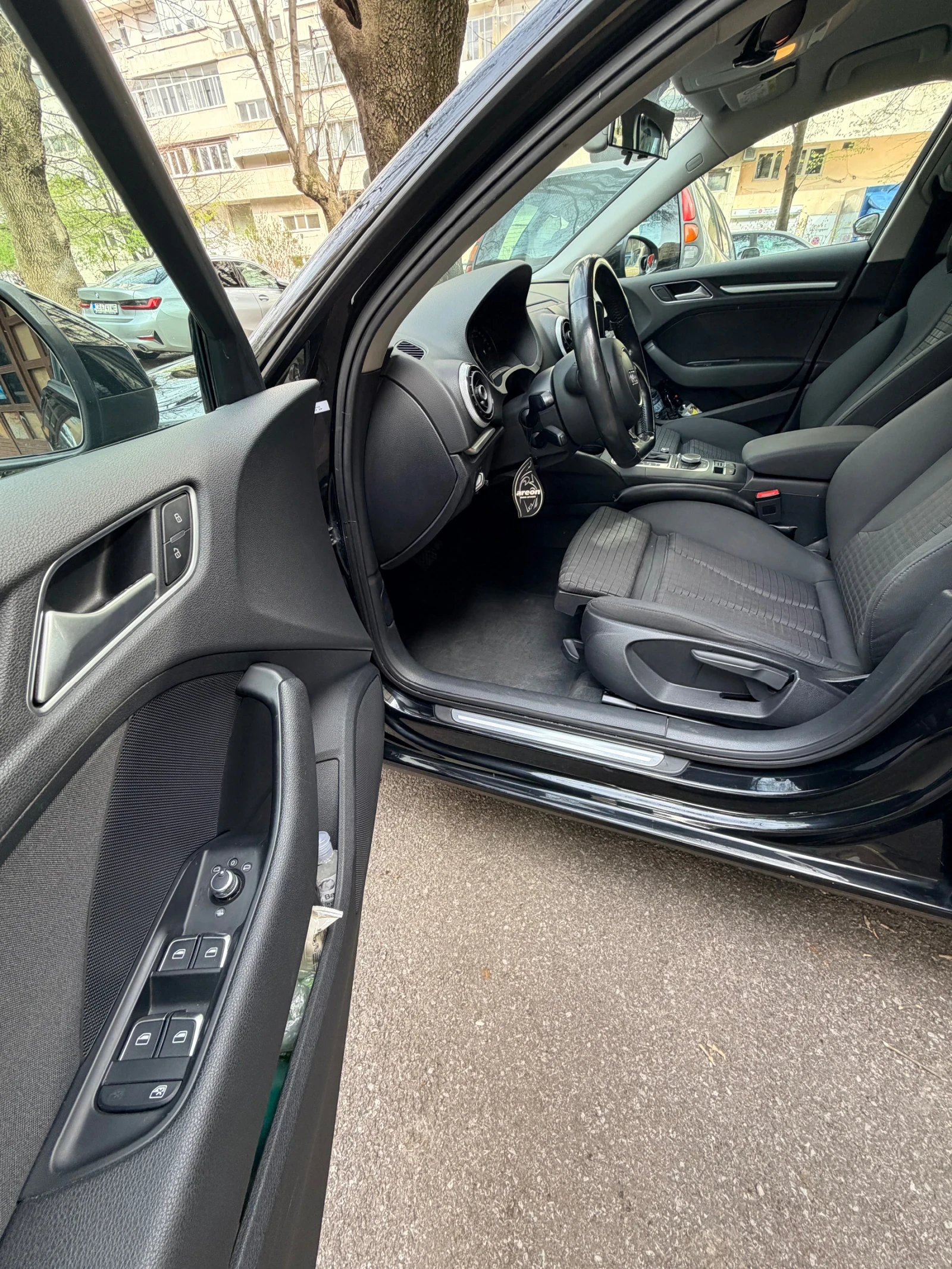 Audi A3 2.0 TDI 184к.с. Quattro, снимка 10 - Автомобили и джипове - 54182248