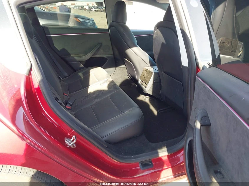 Tesla Model 3 Long Range Dual Motor All-Wheel Drive, снимка 8 - Автомобили и джипове - 54419082