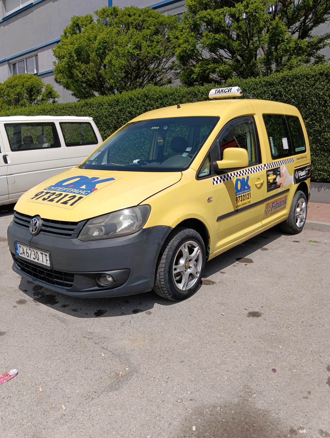 VW Caddy 2.0 Еко фул, снимка 2 - Автомобили и джипове - 54577000