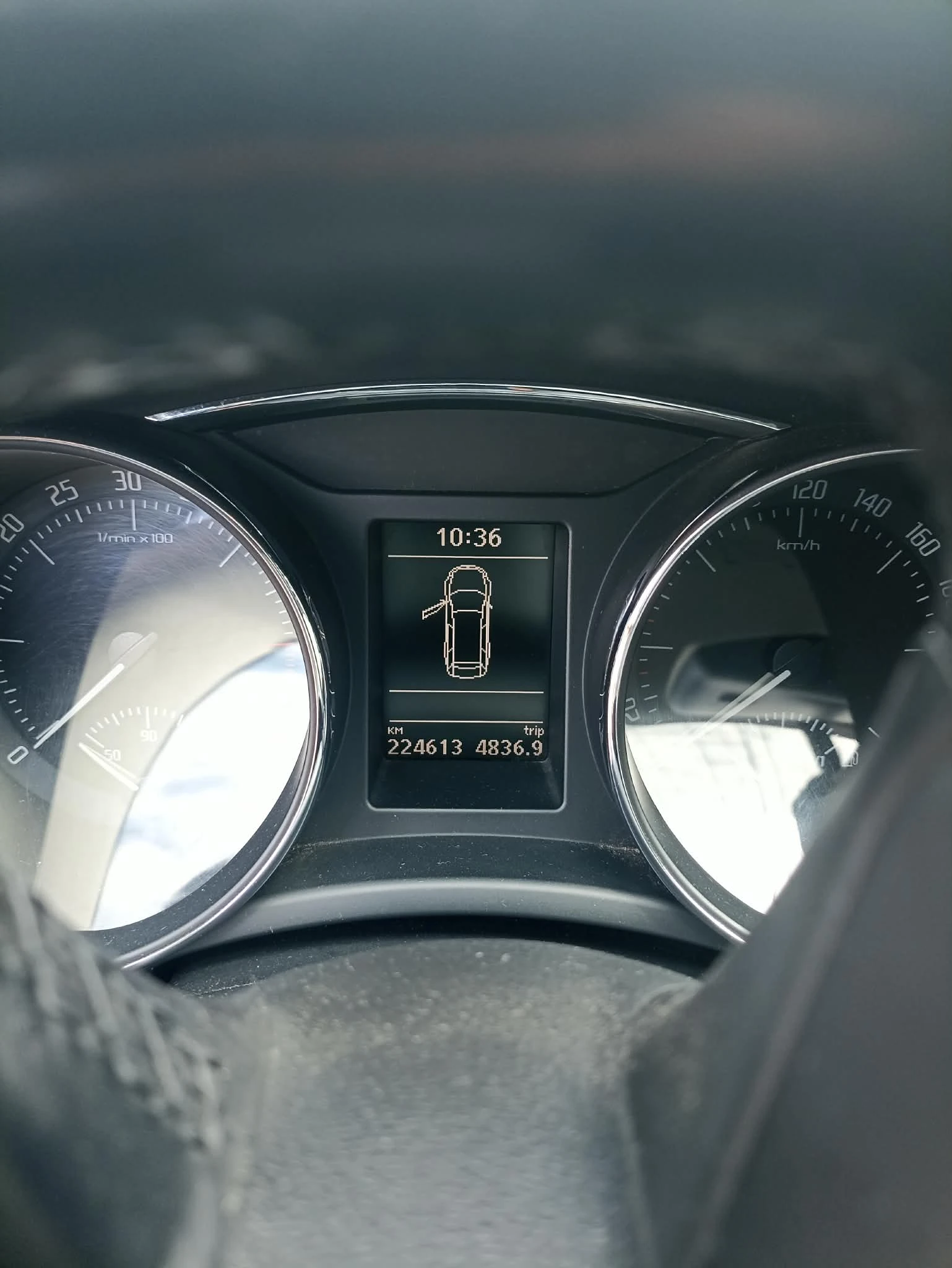 Skoda Superb 2.0TDI 170к.с. Кожа, снимка 9 - Автомобили и джипове - 54670766