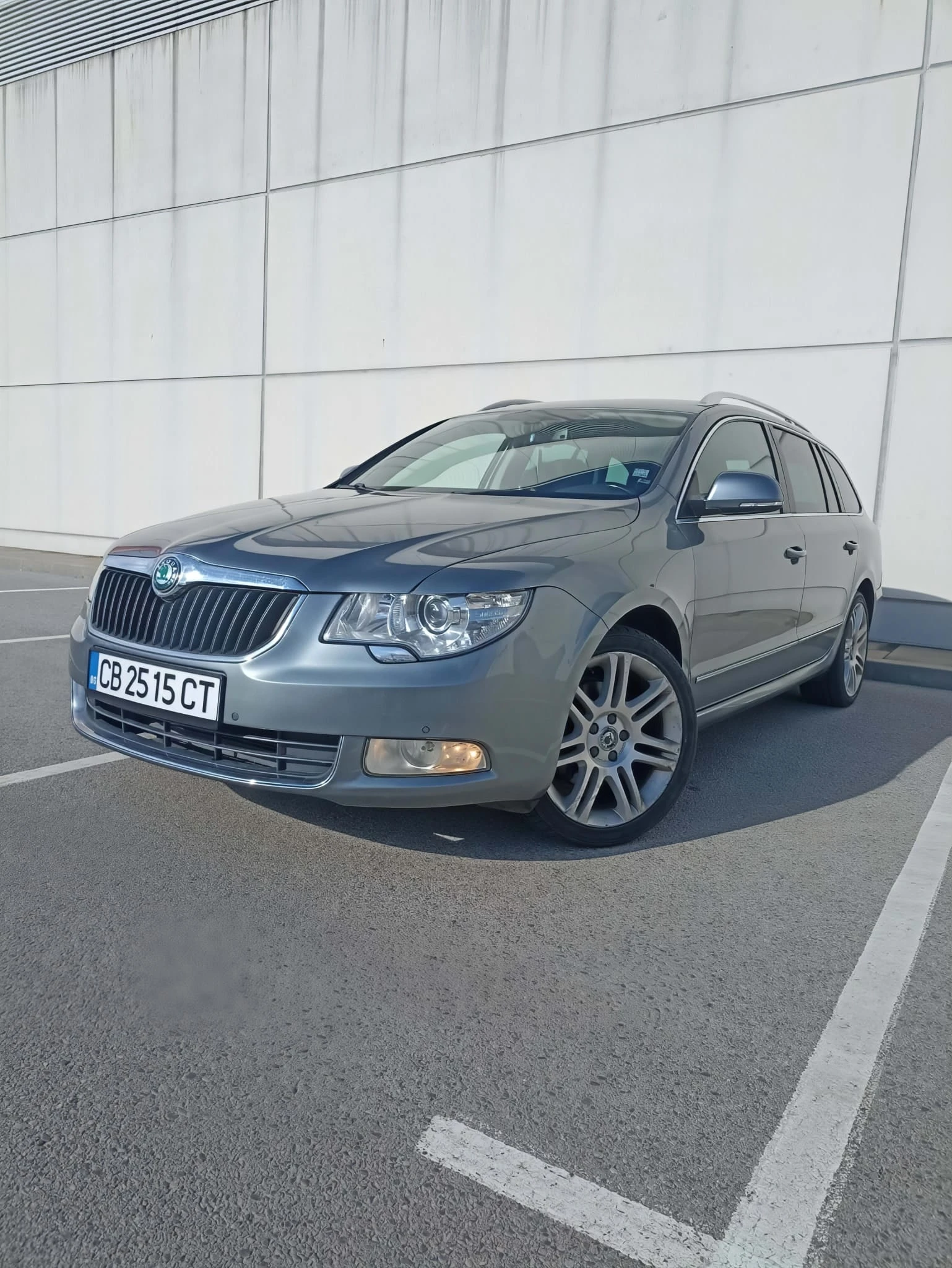 Skoda Superb 2.0TDI 170к.с. Кожа