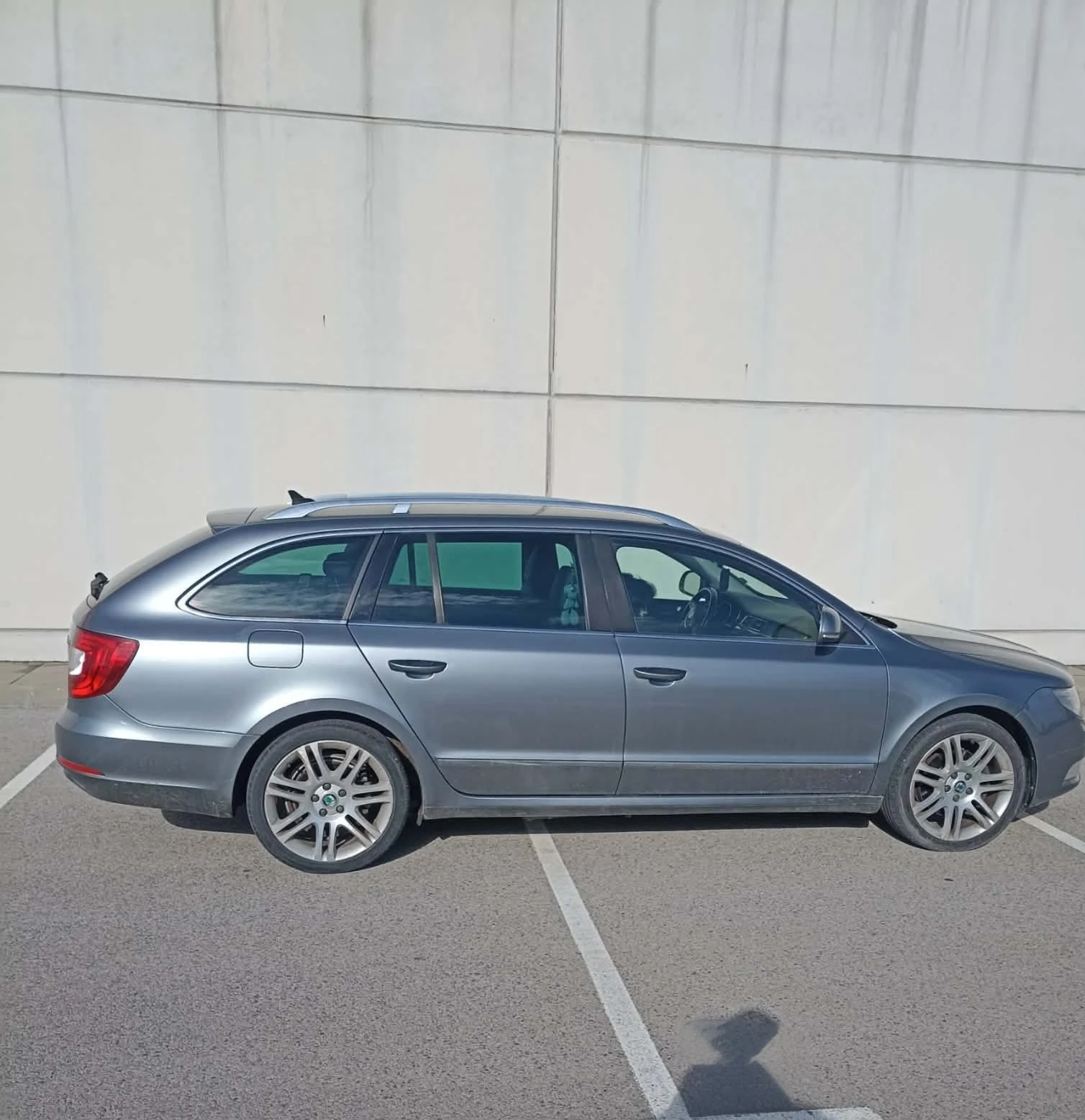 Skoda Superb 2.0TDI 170к.с. Кожа, снимка 8 - Автомобили и джипове - 54670766