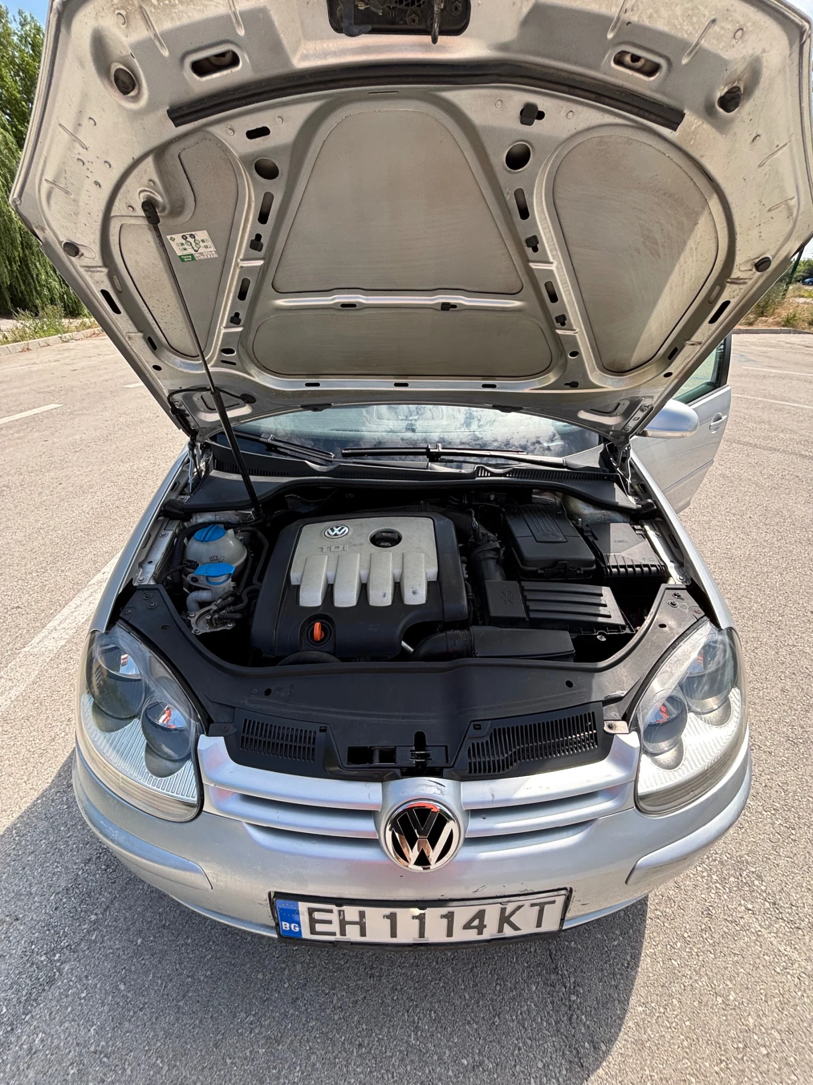 VW Golf 5, снимка 13 - Автомобили и джипове - 55156976