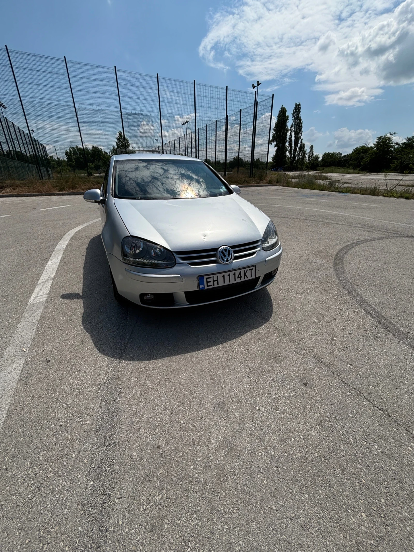 VW Golf 5, снимка 4 - Автомобили и джипове - 55156976