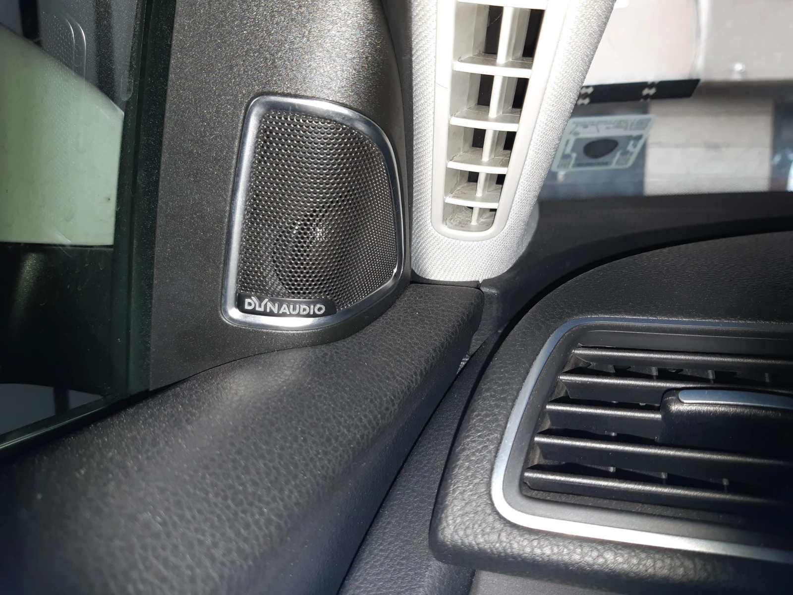 VW Passat 1.4 Ekofuel-Keyless , снимка 13 - Автомобили и джипове - 55351755