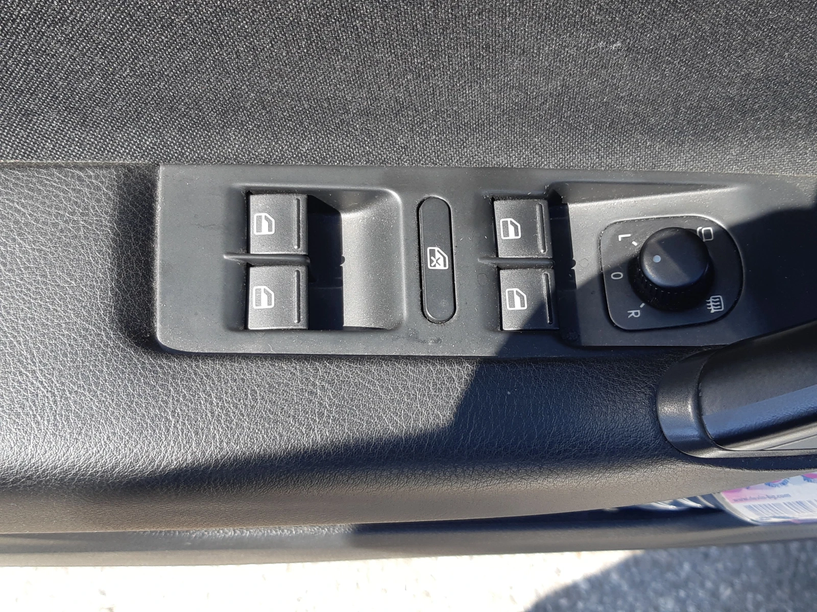 VW Passat 1.4 Ekofuel-Keyless , снимка 10 - Автомобили и джипове - 55351755