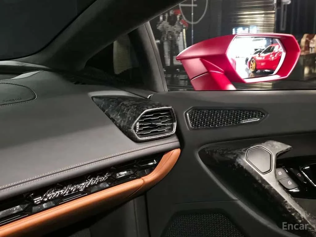 Lamborghini Huracan * LP610 4 Spyder * CARFAX * ЦЕНА ДО БГ, снимка 14 - Автомобили и джипове - 55557107