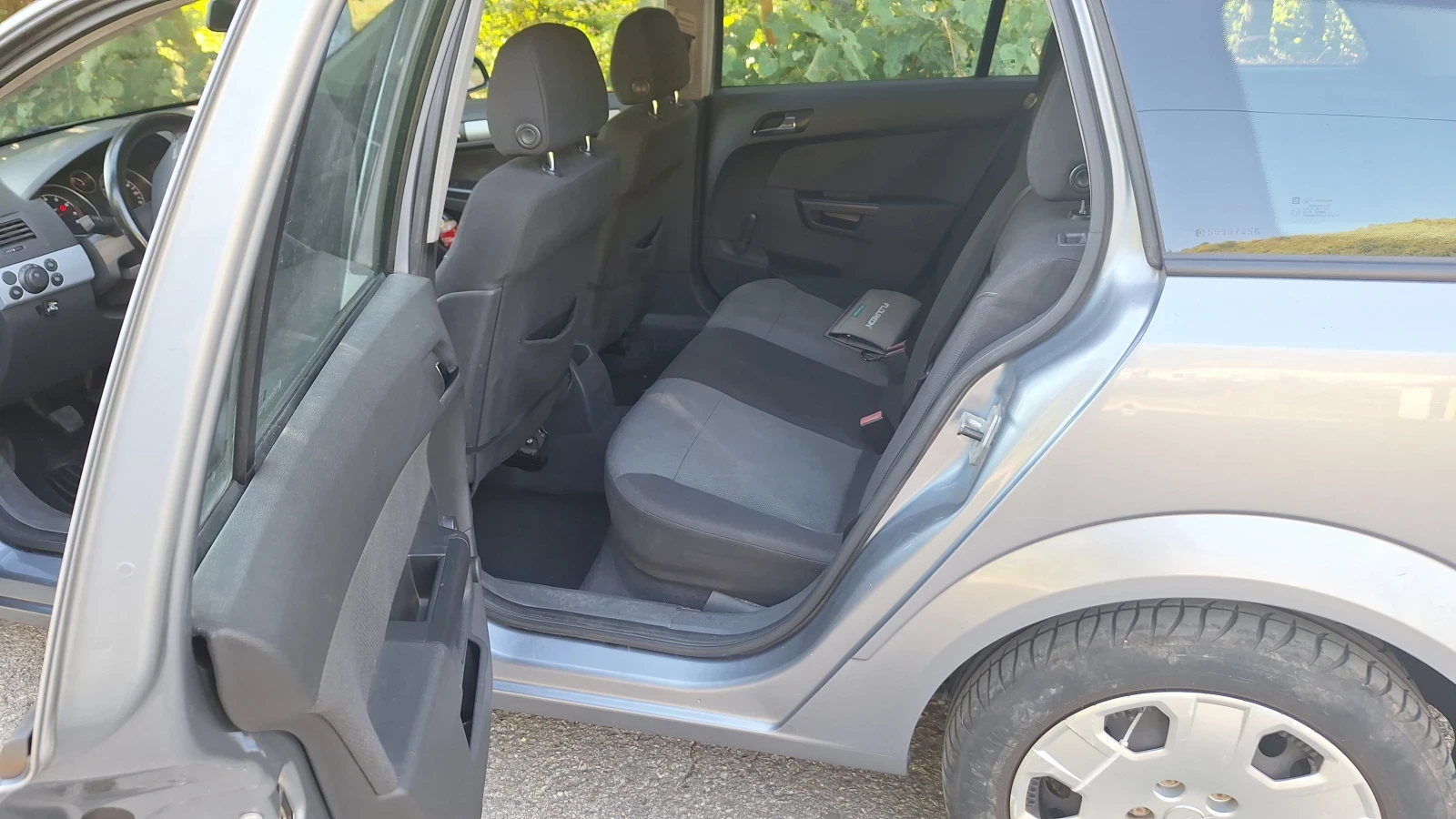 Opel Astra, снимка 4 - Автомобили и джипове - 55837628