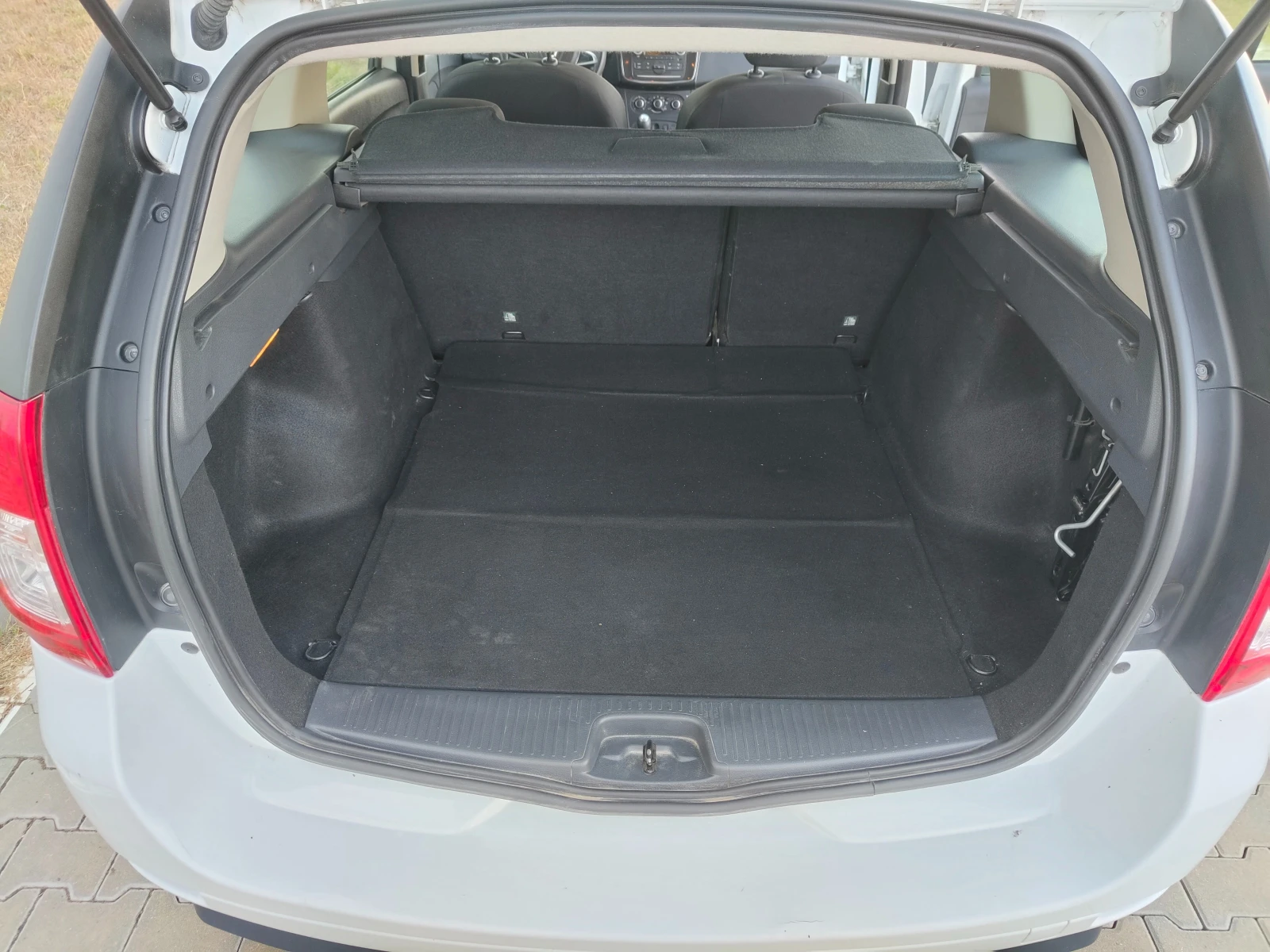 Dacia Logan MCV   N1, снимка 12 - Автомобили и джипове - 55892185