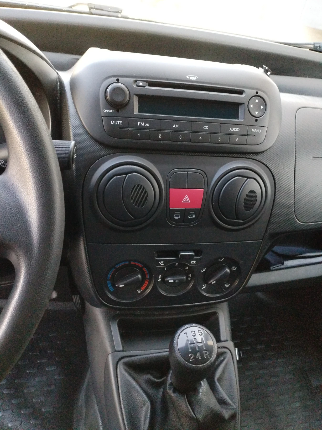 Peugeot Bipper 1.4 HDI 75hp Клима Евро 5 165хил.км, снимка 12 - Автомобили и джипове - 56164244