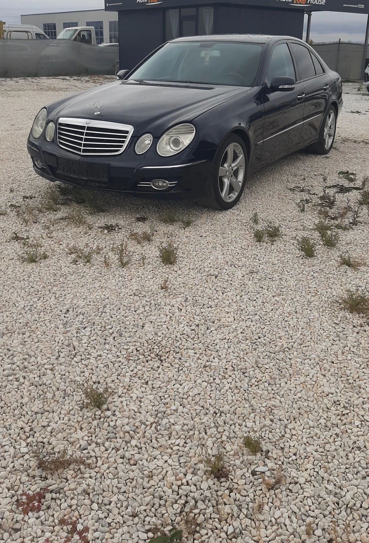 Mercedes-Benz E 220 Cdi Evo Avantgarde , снимка 2 - Автомобили и джипове - 56744174