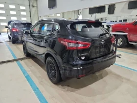 Nissan Qashqai * SV * * ПАРКТРОНИК* * ПАНОРАМА* * ЗАДНА КАМЕРА*  - 12400 € / 24252.29 лв. - 74544166 4