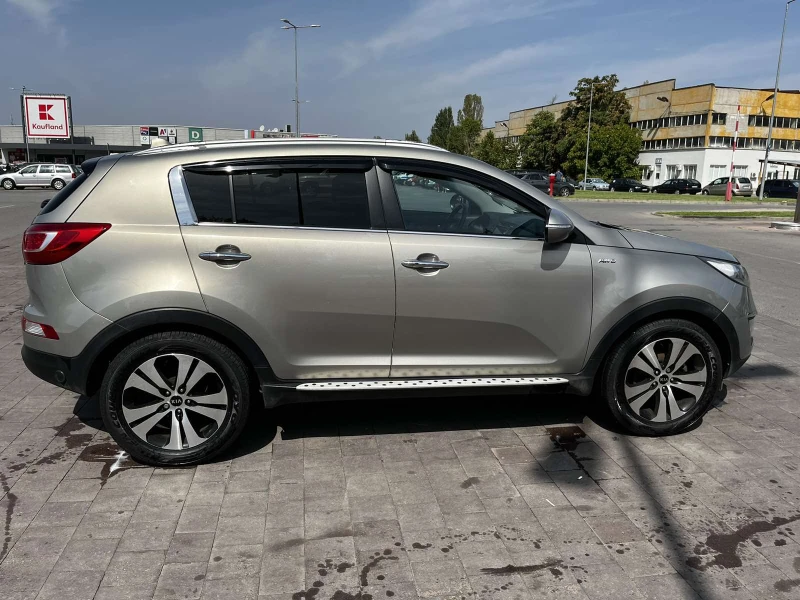 Kia Sportage 2.0i, GT Line, снимка 6 - Автомобили и джипове - 47182401