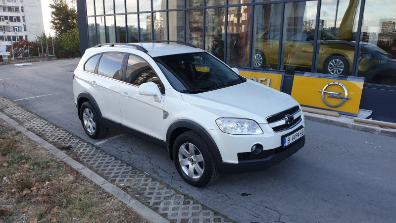 Chevrolet Captiva 2.0 CDTI 4x4 7-местен серв.история, снимка 1 - Автомобили и джипове - 47380149