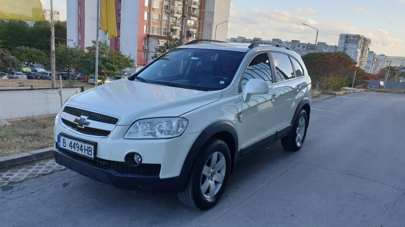 Chevrolet Captiva 2.0 CDTI 4x4 7-местен серв.история, снимка 2 - Автомобили и джипове - 47380149