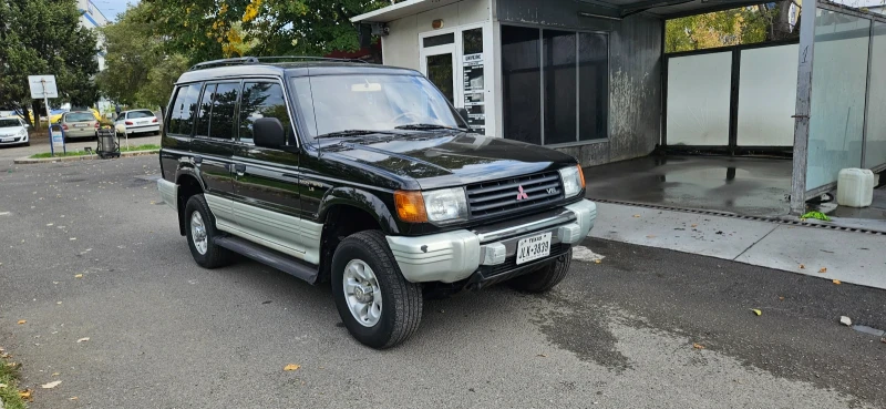 Mitsubishi Pajero 3.5 V6, снимка 2 - Автомобили и джипове - 47636522