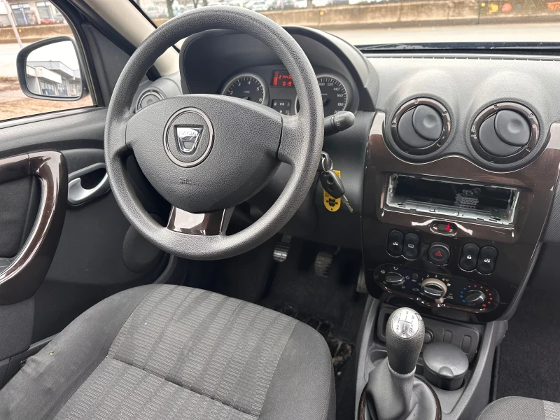 Dacia Duster газ/бензин, снимка 10 - Автомобили и джипове - 53291992