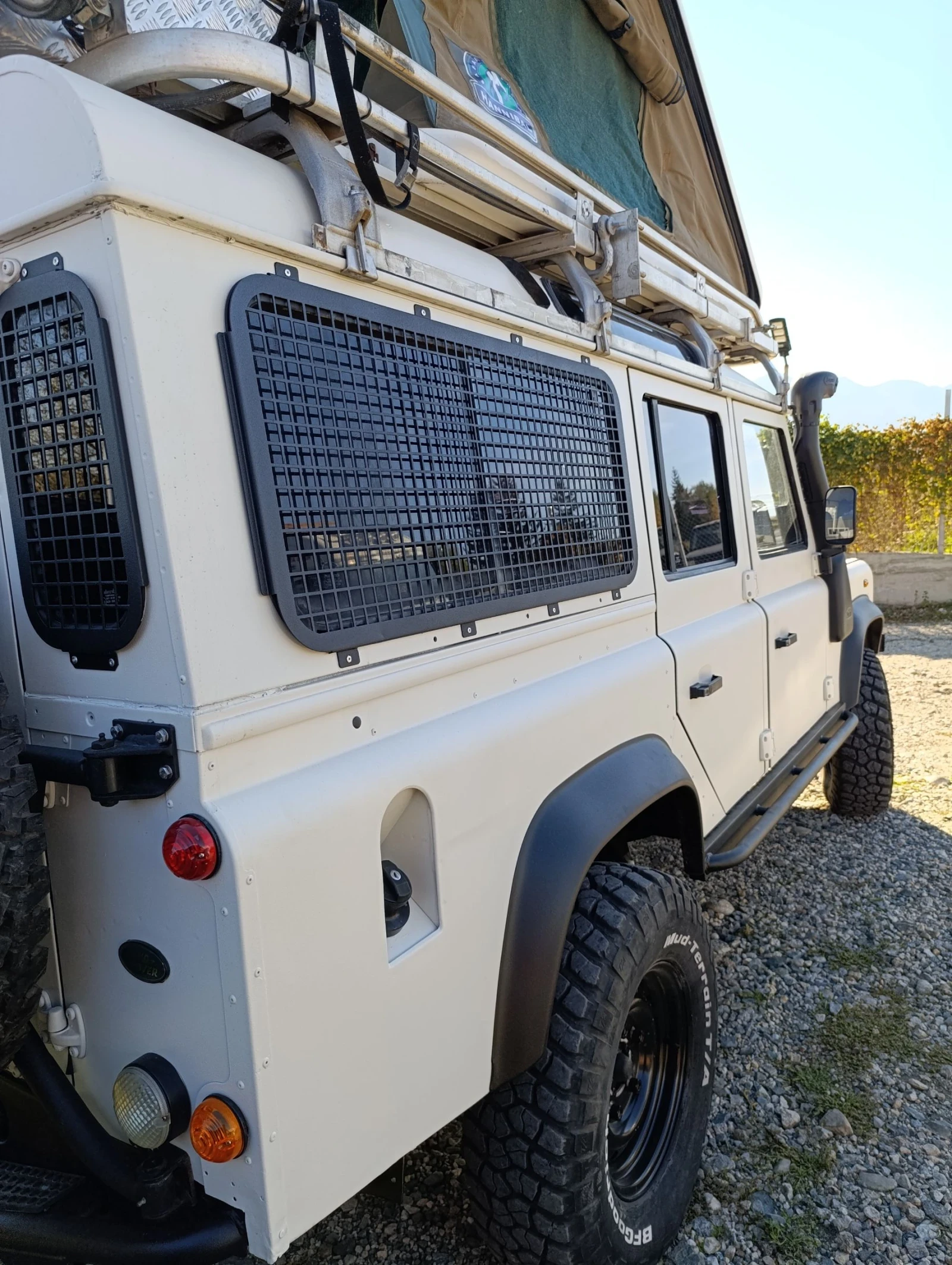 Land Rover Defender Overlander Puma 110 | Mobile.bg   17