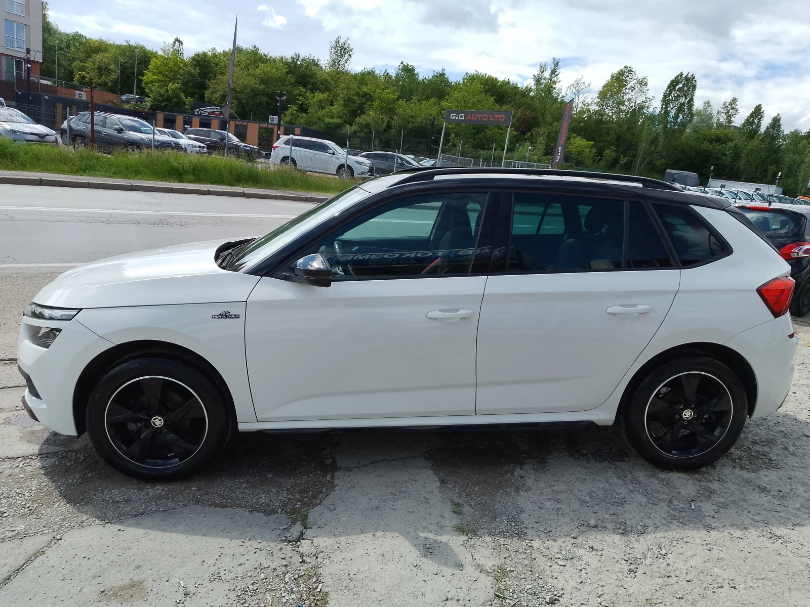 Skoda Kamiq 1.0 TSI/G-TEC/MONTE CARLO/ПАНОРАМА - изображение 8