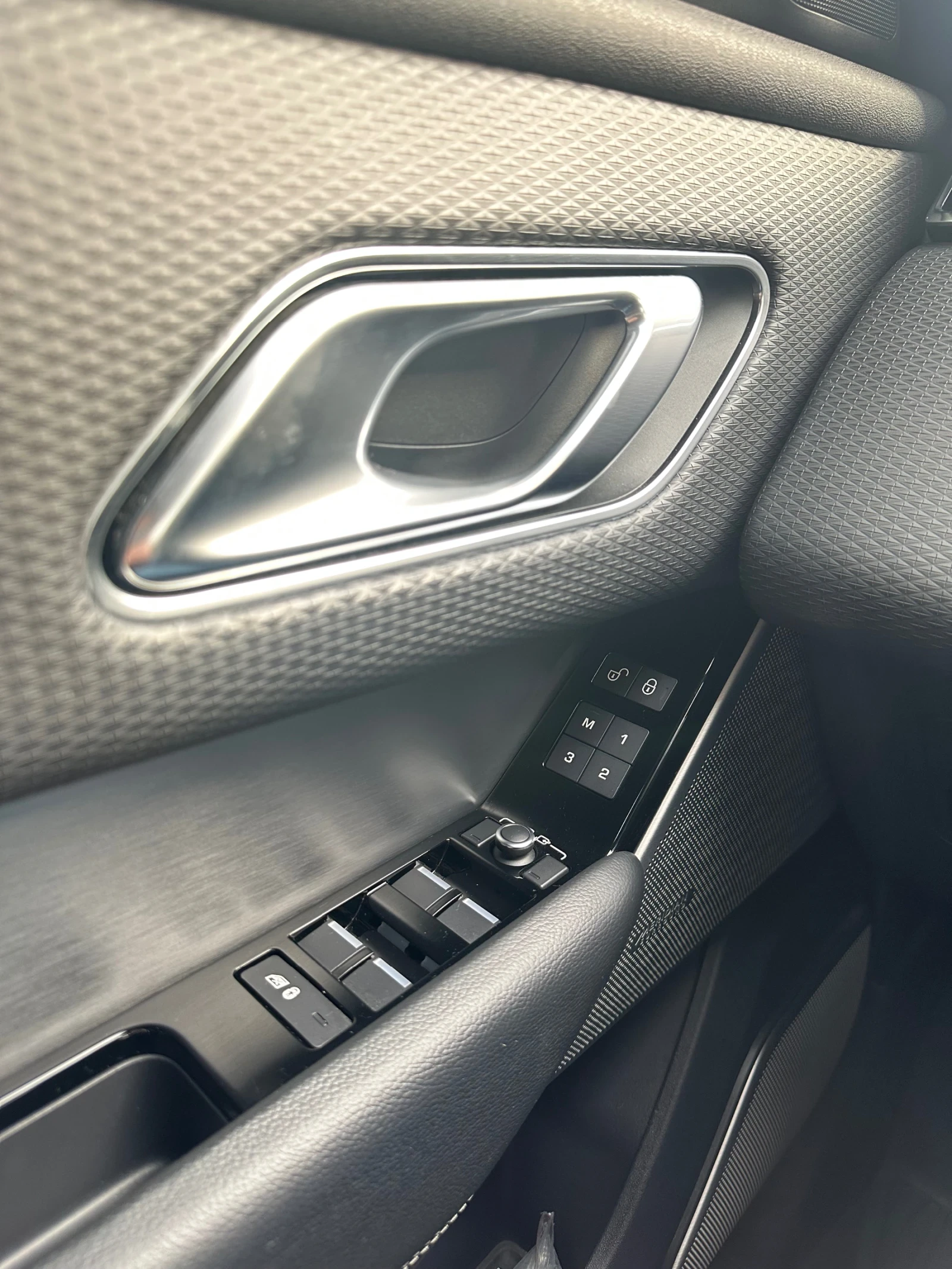 Land Rover Range Rover Velar R-Dynamic 3.0D V6 | Mobile.bg   14