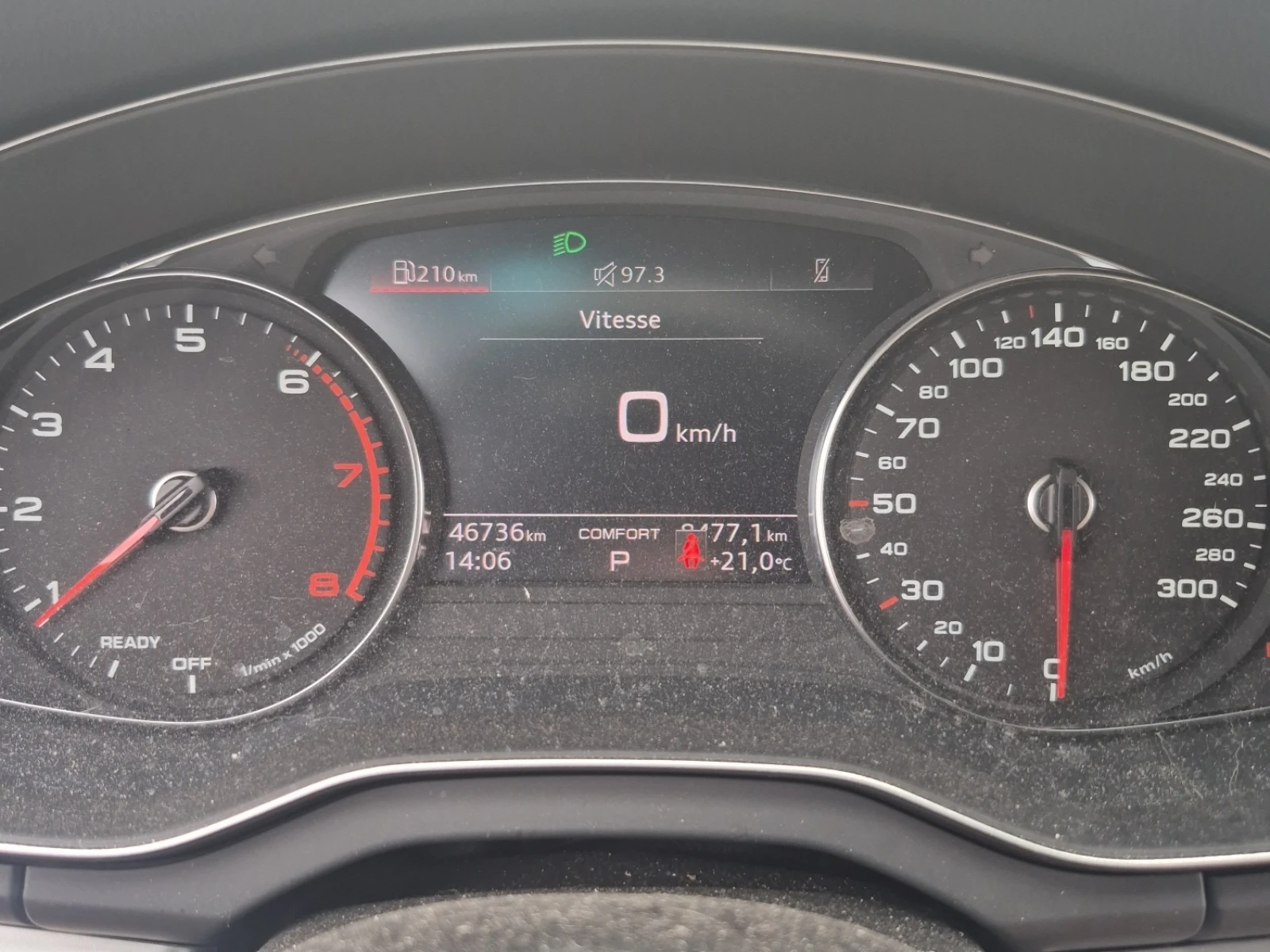 Audi Q5 Premium 40 TFSI quattro, снимка 9 - Автомобили и джипове - 54398372