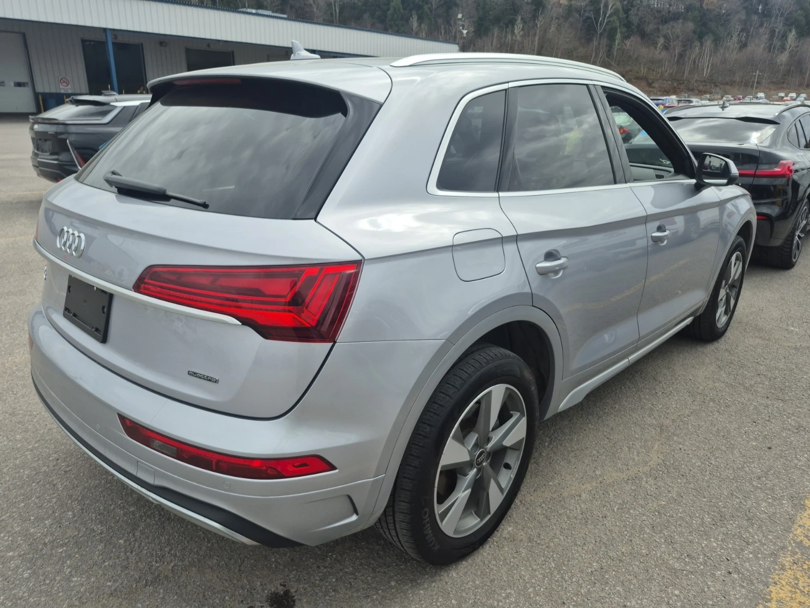Audi Q5 Premium 40 TFSI quattro, снимка 3 - Автомобили и джипове - 54398372